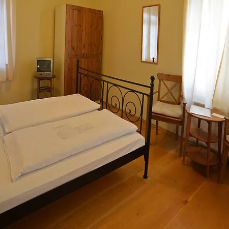 Gaestehaus Seraphinum Inn 3*