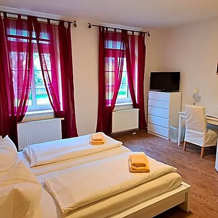 Han/Misafirhane Gaestehaus Seraphinum Dresden