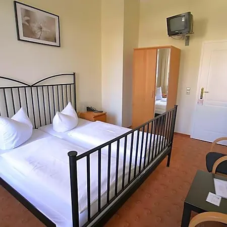 Gaestehaus Seraphinum 3* Dresden